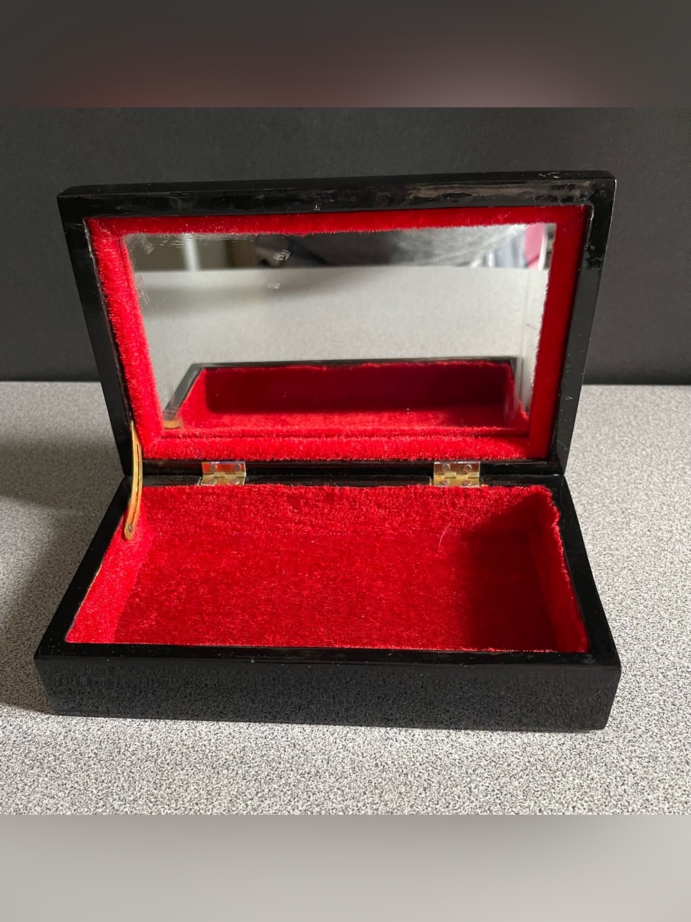 Vintage Mother of Pearl Floral Black Decorative Box - Picture 6 of 14